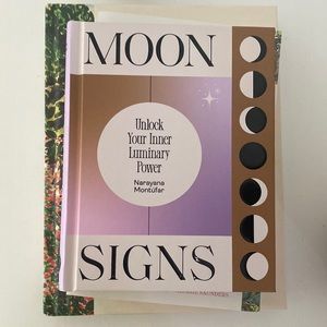 Moon Signs: Unlock Your Inner Luminary Power - Book by Narayana Montufar